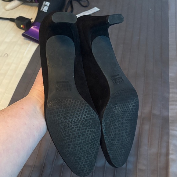 Stuart Weitzman Black Suede chunkier heal size 8.5 - Picture 5 of 12